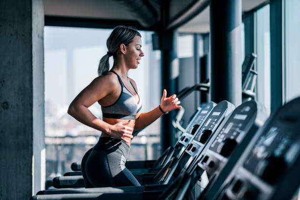 Exercice cardio pour femme. 